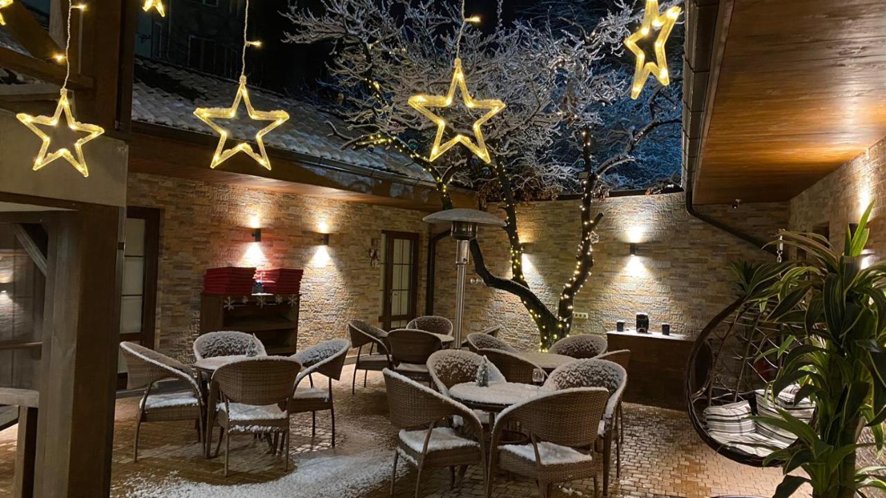 Boutique Living Hotel Erevan Esterno foto