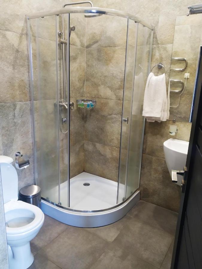 Boutique Living Hotel Erevan Esterno foto